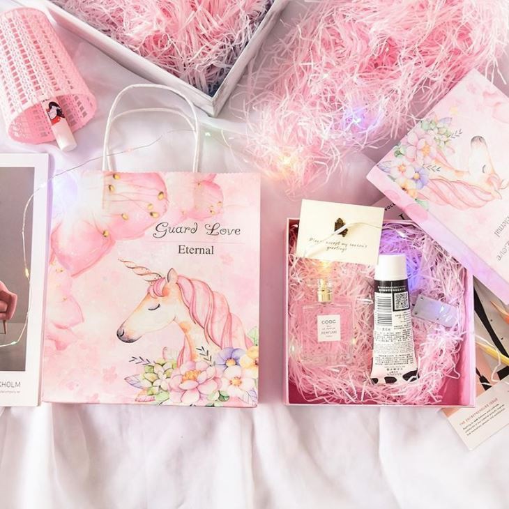 Suprise Gift Box